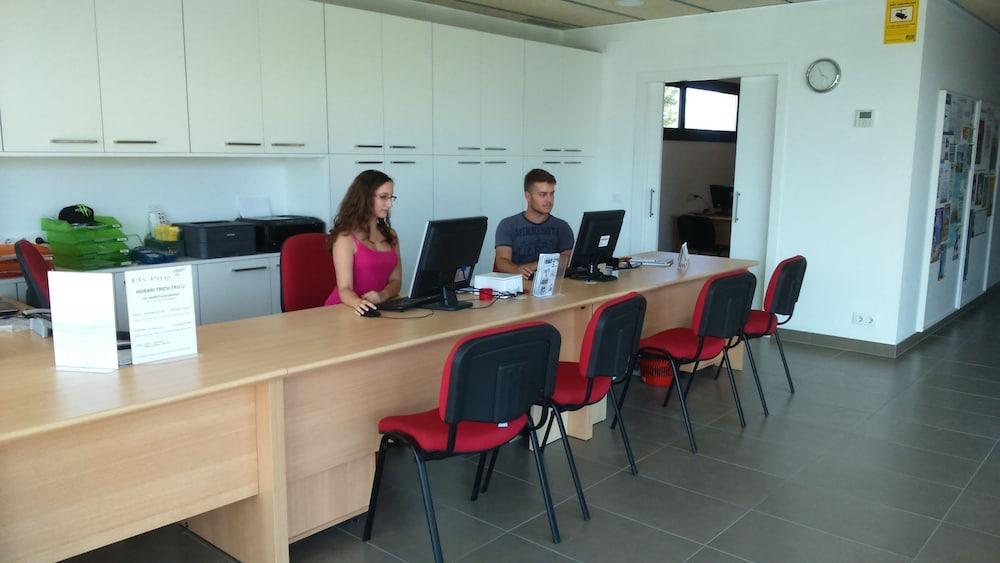 Camping Resort Els Pins Malgrat de Mar Exterior foto