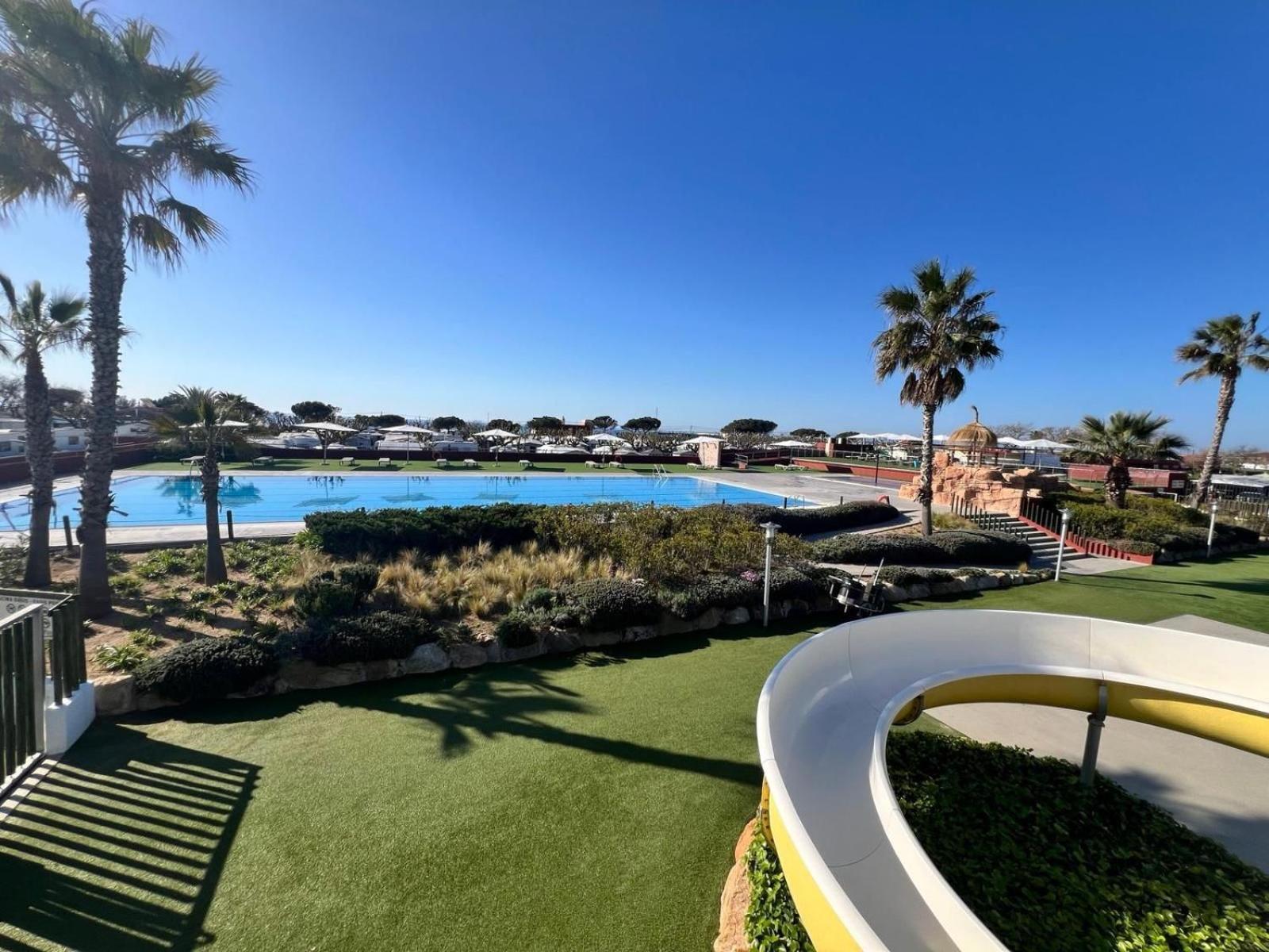 Camping Resort Els Pins Malgrat de Mar Exterior foto
